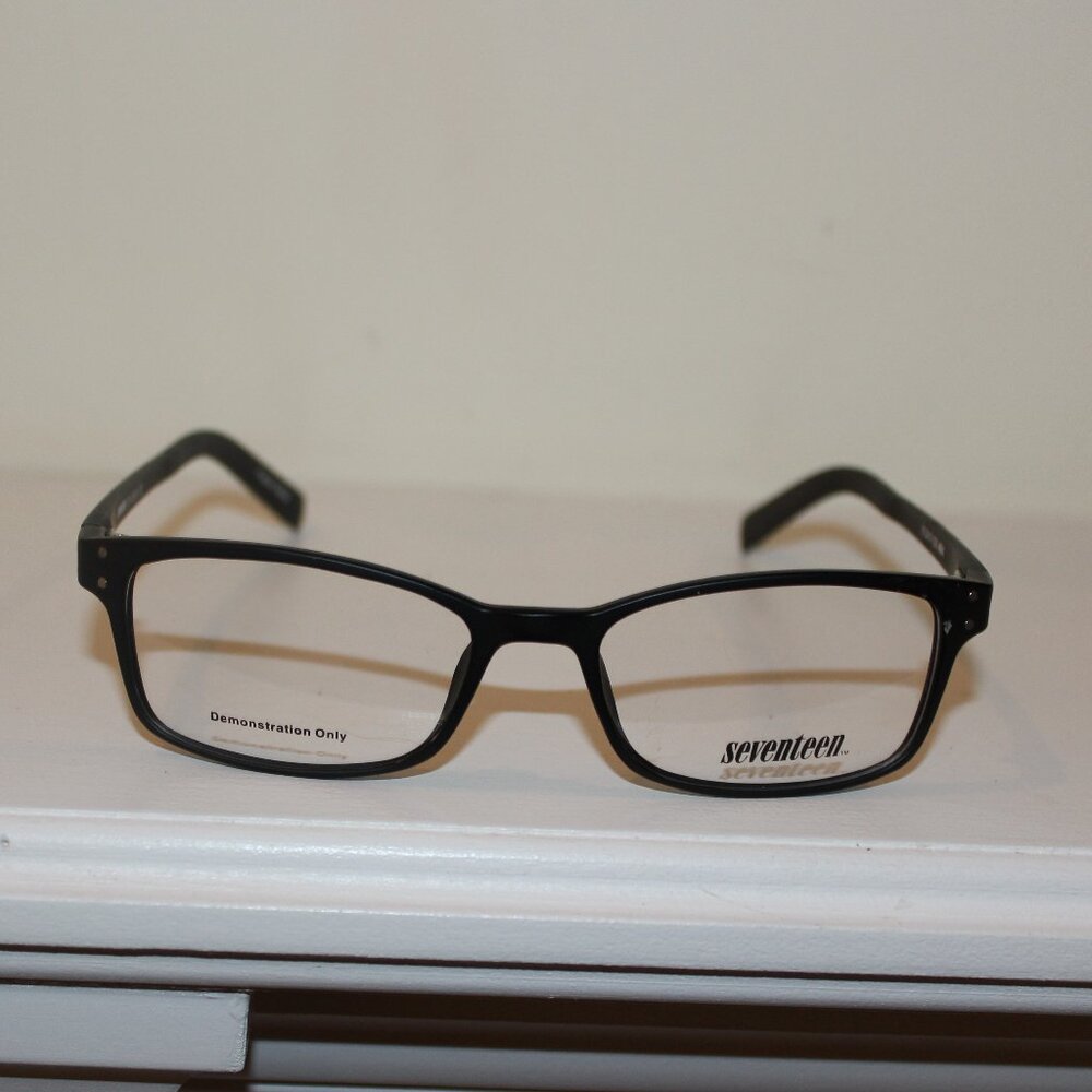 Seventeen Kid's Glasses (5393)